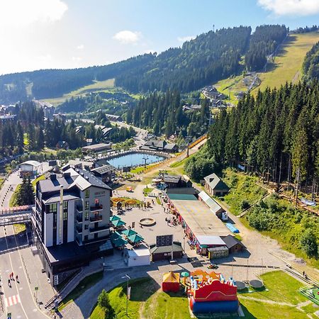 Shelter Apart Hotel Bukovel Exterior foto
